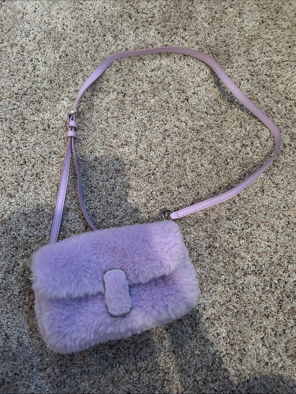 Small Light Purple Marc Jacobs Fluffy Bag - Picture 1 of 4